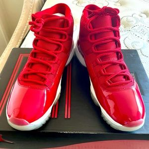 Air Jordan 11 Retro “Win Like 96’” Men’s Size 13